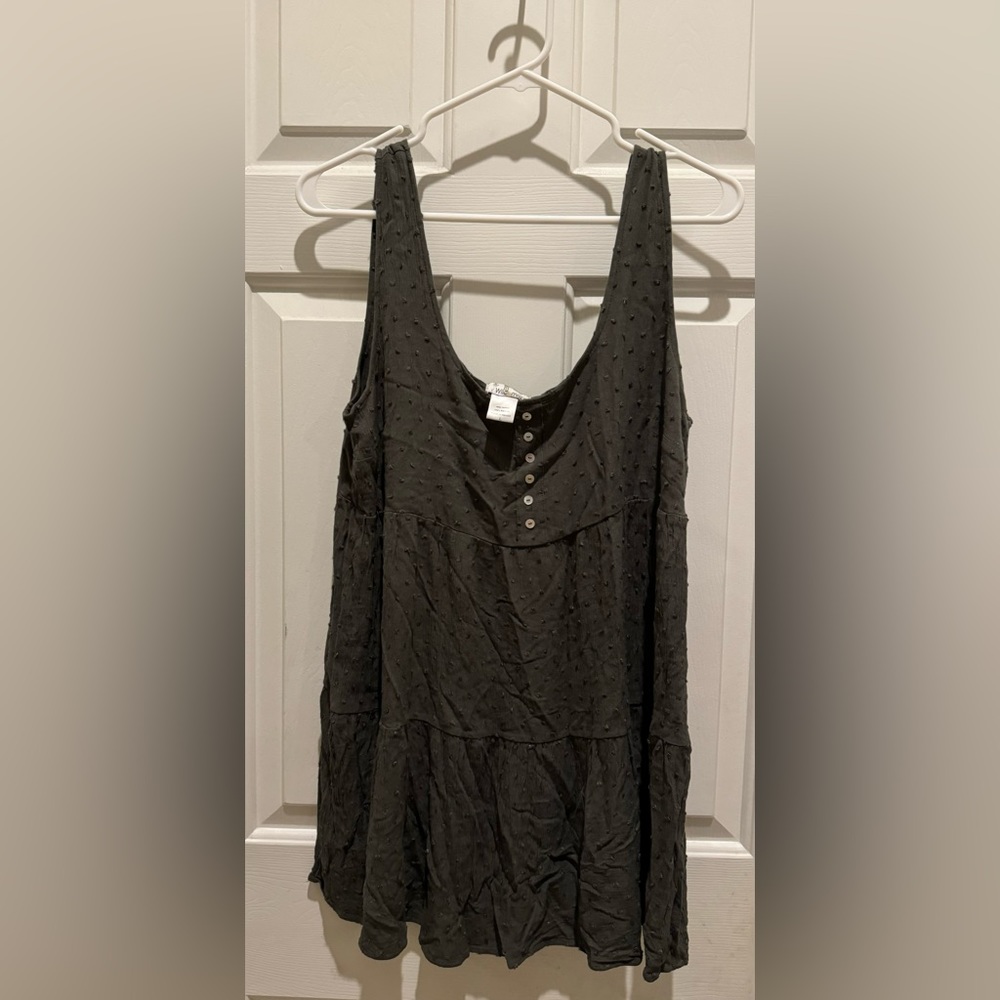 Wild Moss Swiss Dot Tiered Dress size large